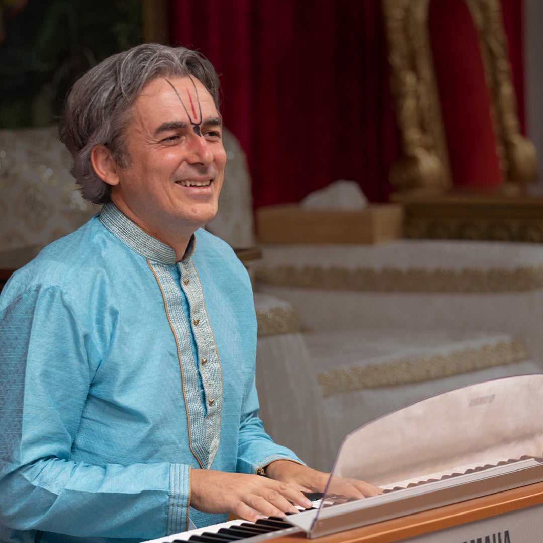 ZOOM:  MUSIC MEDITATIONS ON THE DIVINE – 13 MAY 2023