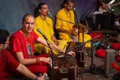 ECHOES OF THE ETERNAL SHABADS - CONCERT